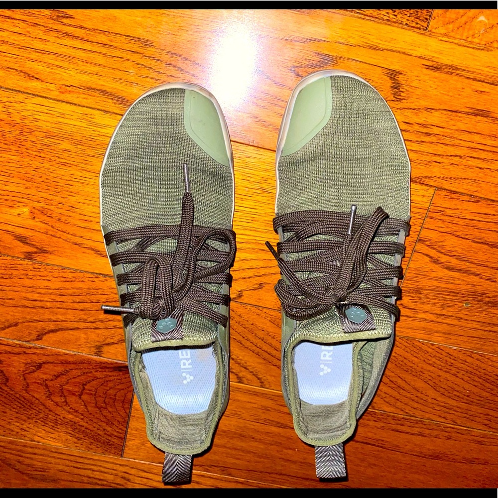 Vivobarefoot Women's Size 9 (Euro 40) Sneakers Gym Shoes - WORN ONCE LIKE NEW